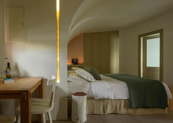 Panorama Boutique 4* Fira (Santorini)