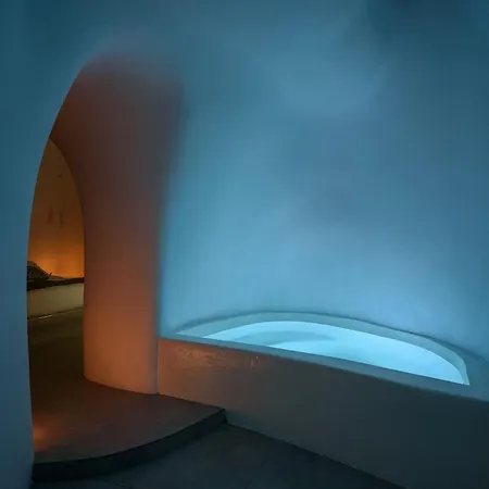 Panorama Boutique Fira (Santorini)