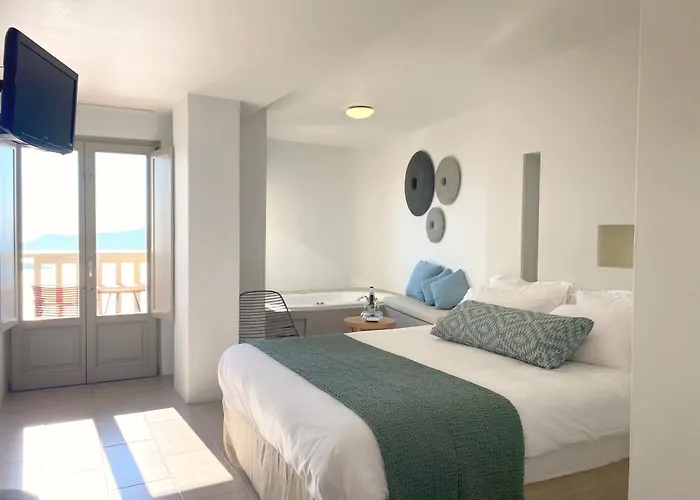 Panorama Boutique Firá