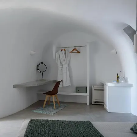 Panorama Boutique Fira (Santorini)