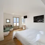 Panorama Boutique Fira (Santorini)